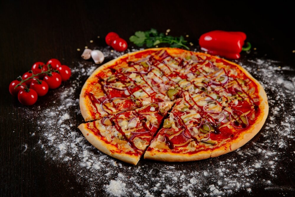 Пицца  «Колбасный микс»