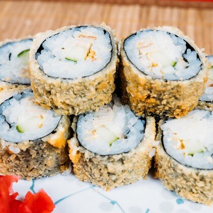 Ролл «Горячая сакура»