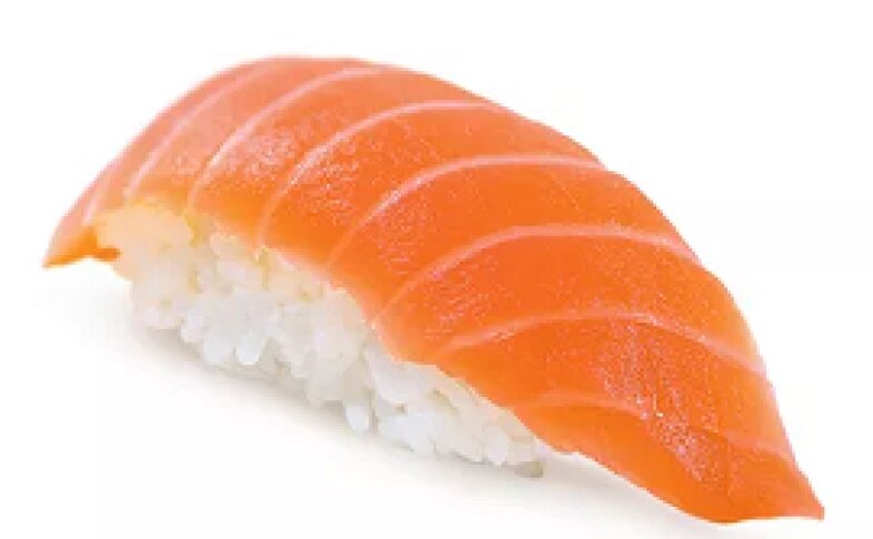 Суши с копченым лососем