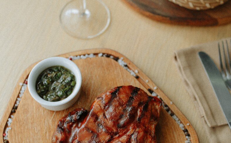 Стейк из свиной шеи