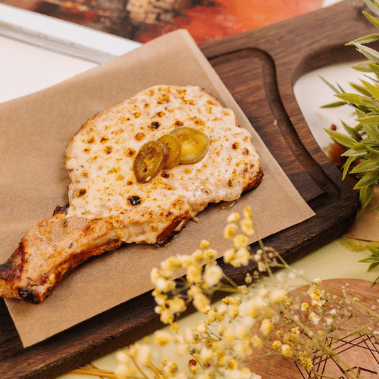 Свиная корейка с моцареллой