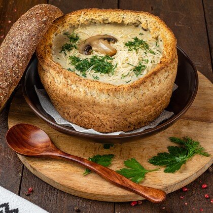 Суп-пюре грибной в хлебном горшочке