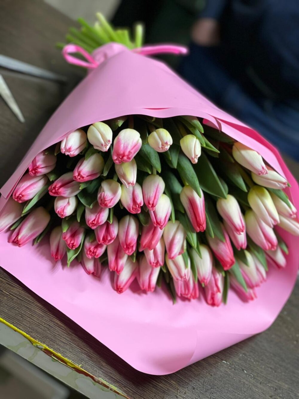 Букет розовых тюльпанов 51