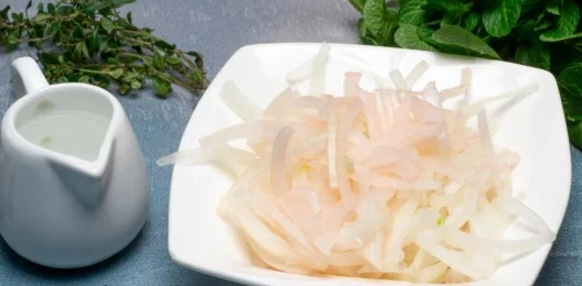Лук с виноградным уксусом