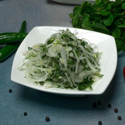 Лук с зеленью