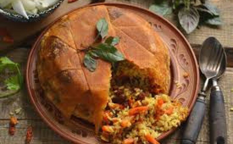 Шах плов с изюмом и курагой