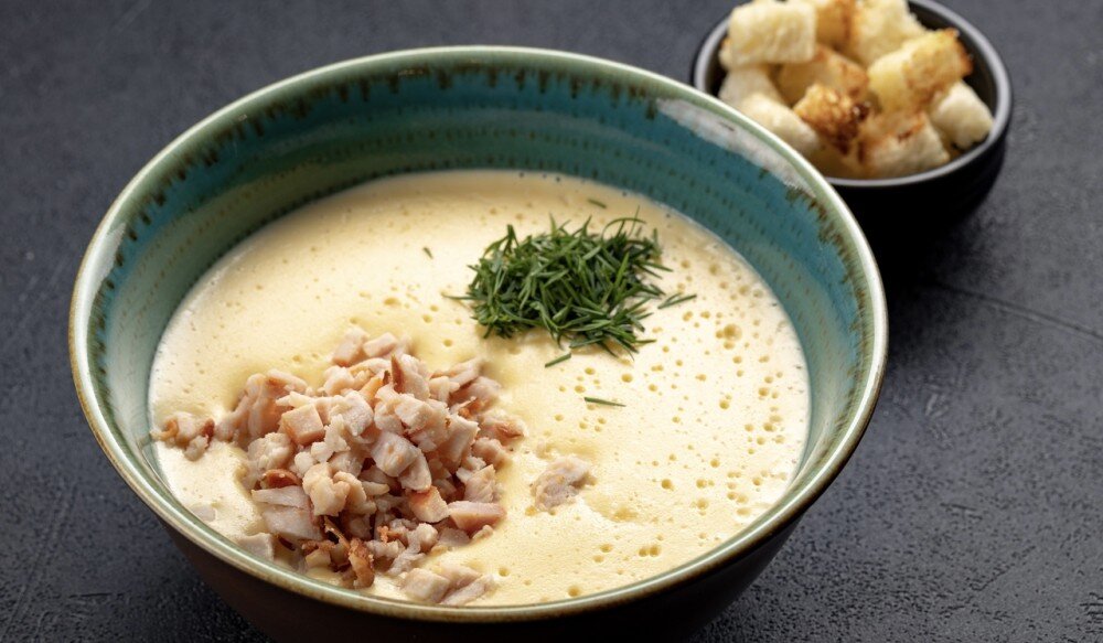 Сырный крем суп с копченой курочкой