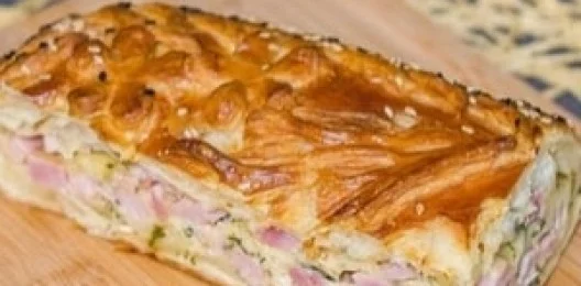 Пирог с ветчиной и сыром