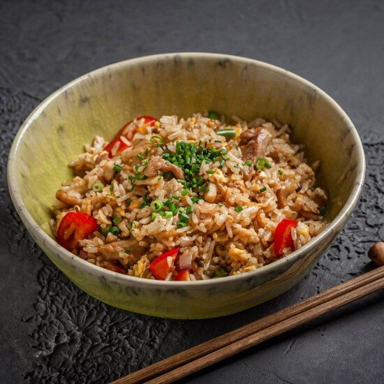 Жареный рис «Ком Ранг» с говядиной