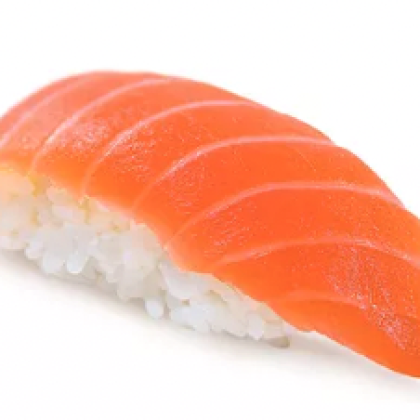 Суши с копченым лососем