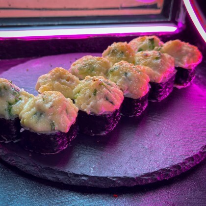 Ролл «Гребешок с сыром»