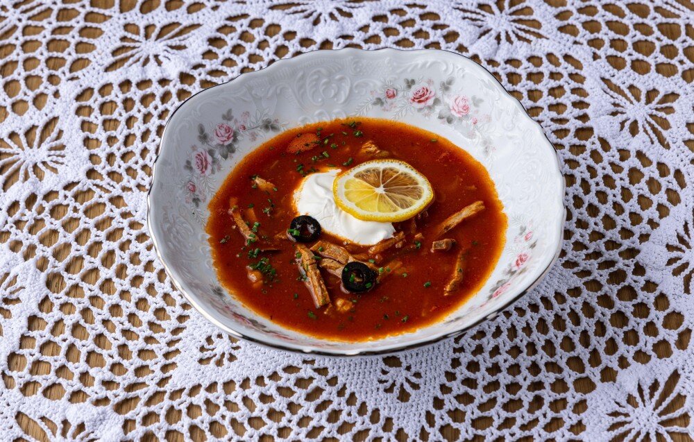 Солянка из рукотворных деликатесов