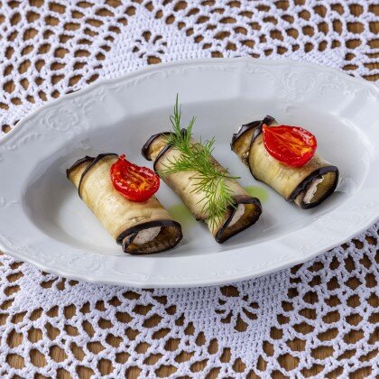 Рулетики из баклажанов - со сливочным сыром и грецким орехом