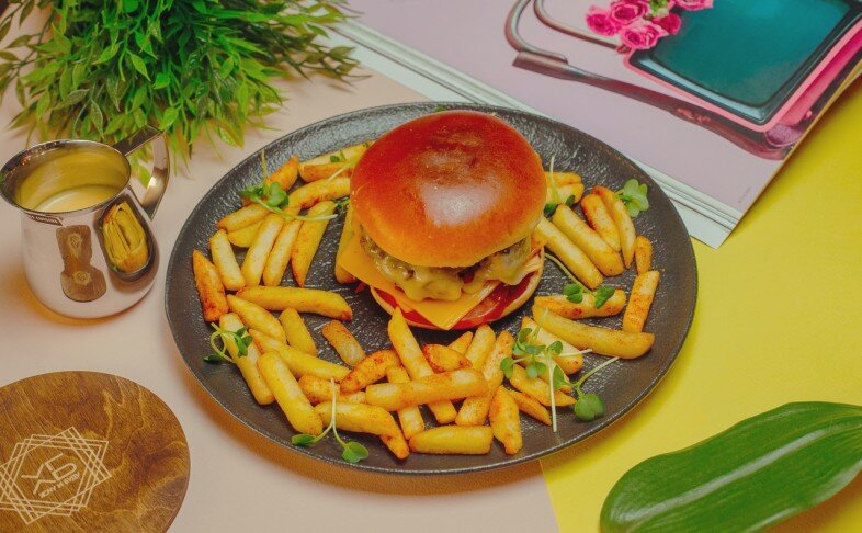 Сырный бургер