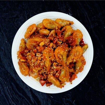 63 Жареные креветки с красным перцем