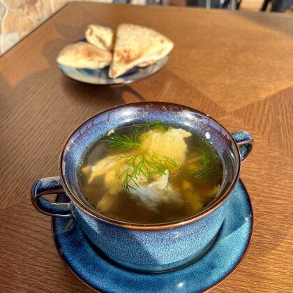 Суп куринный с яйцом