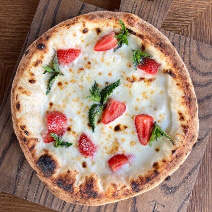 Пицца Клубника Маскарпоне