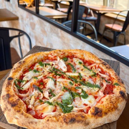 Пицца "Цыпленок Песто"