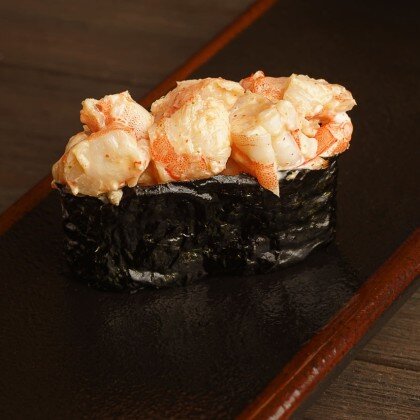 Суши с острой креветкой