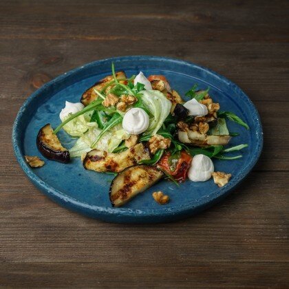 Салат с баклажаном гриль