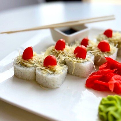 Ролл «Цезарь с курицей»