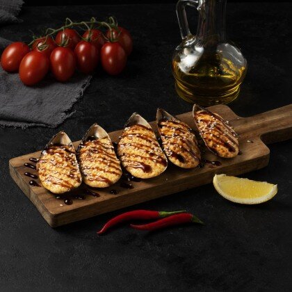 Мидии запеченные острые гриль