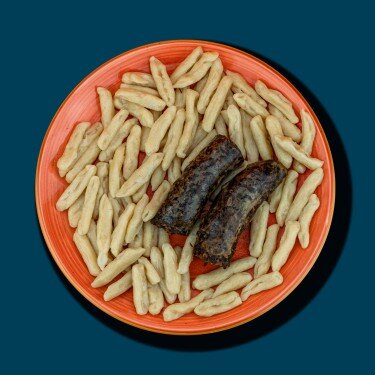 Чеченский хинкал с сушеной колбасой