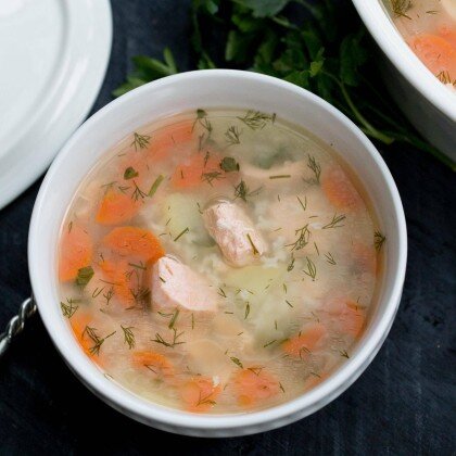 Уха с лососем