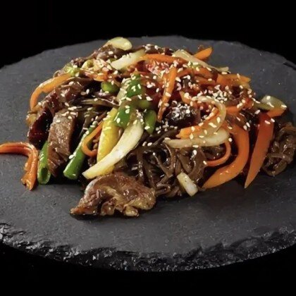 Wok  с говядиной