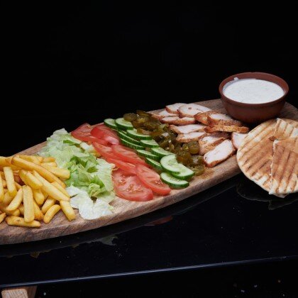 Шаверма на тарелке