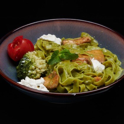 Паста от шефа с семгой и брокколи