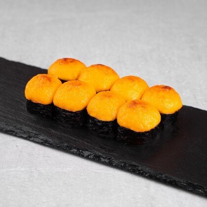 Запеченный с лососем и мидиями