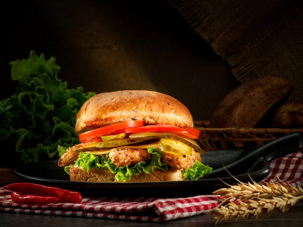 Тамбургер «Чили-стрипс» на ржаной или пшеничной булке