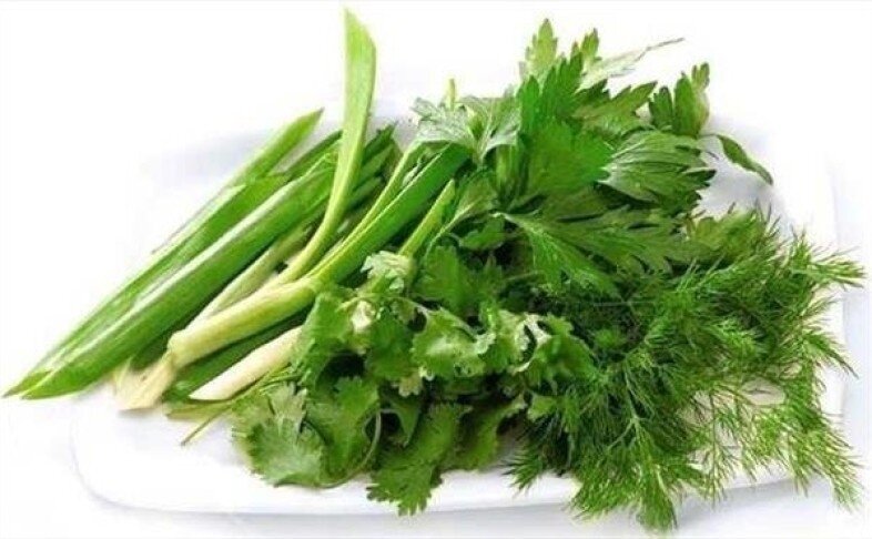 Посыпать зеленью