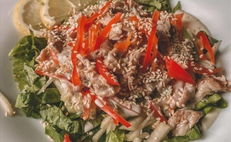 Горячий салат с индейкой