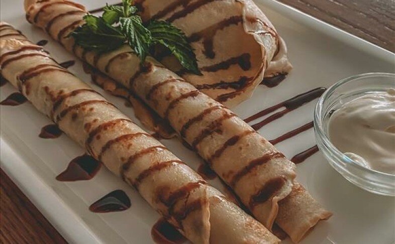 Блинчики со сметаной