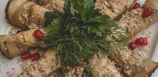 Рулетики из баклажан с творожным сыром и зеленью