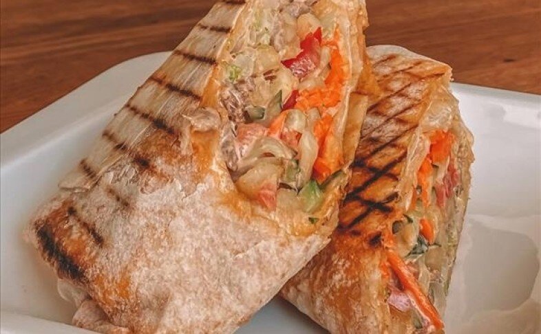 Шаурма с курицей на мангале