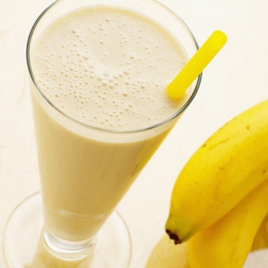 Банановый молочный коктейль