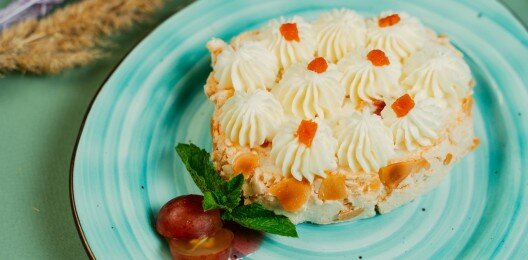 НЕ-Меренговый рулет с облепихой