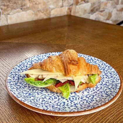 Круассан с индейкой