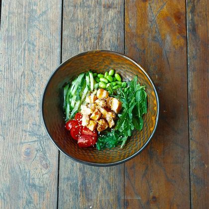 Боул  с лососем