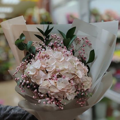 Букет с Гортензией № 2