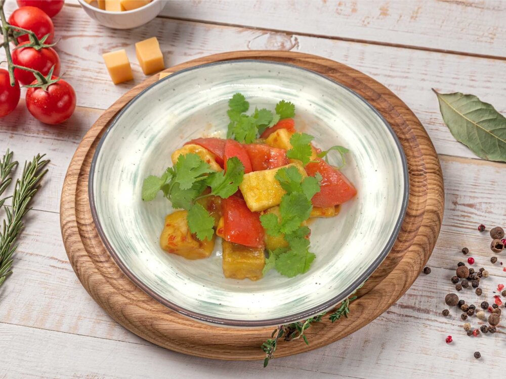 Салат с хрустящим баклажаном, 250 г