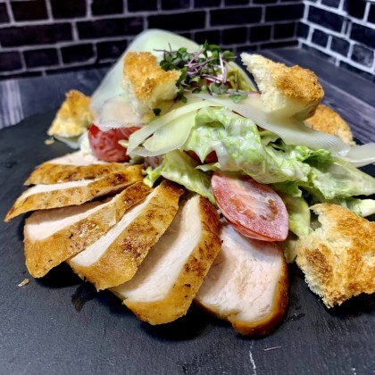 Цезарь с курицей