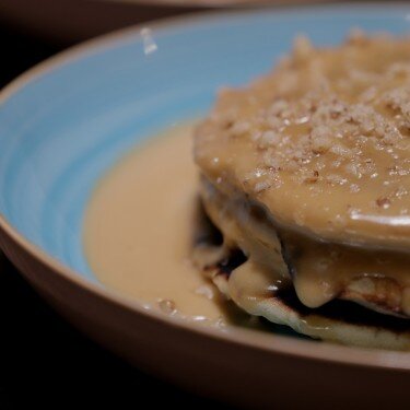 Панкейки в карамельном соусе