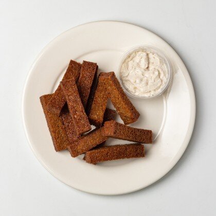 Гренки с чесночным соусом