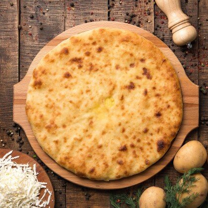 Осетинский пирог "Картофджин" с картофелем и сыром