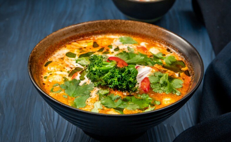 том ям на каком бульоне