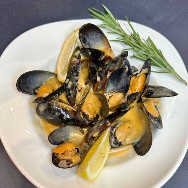 Дюжина мидий
в соусе Том-Ям 🌶️